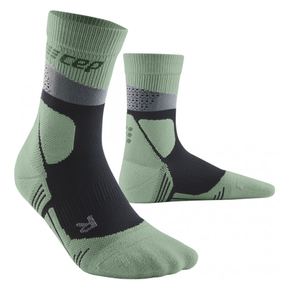 Max Cushion Mid Cut Socks Hiking - Women