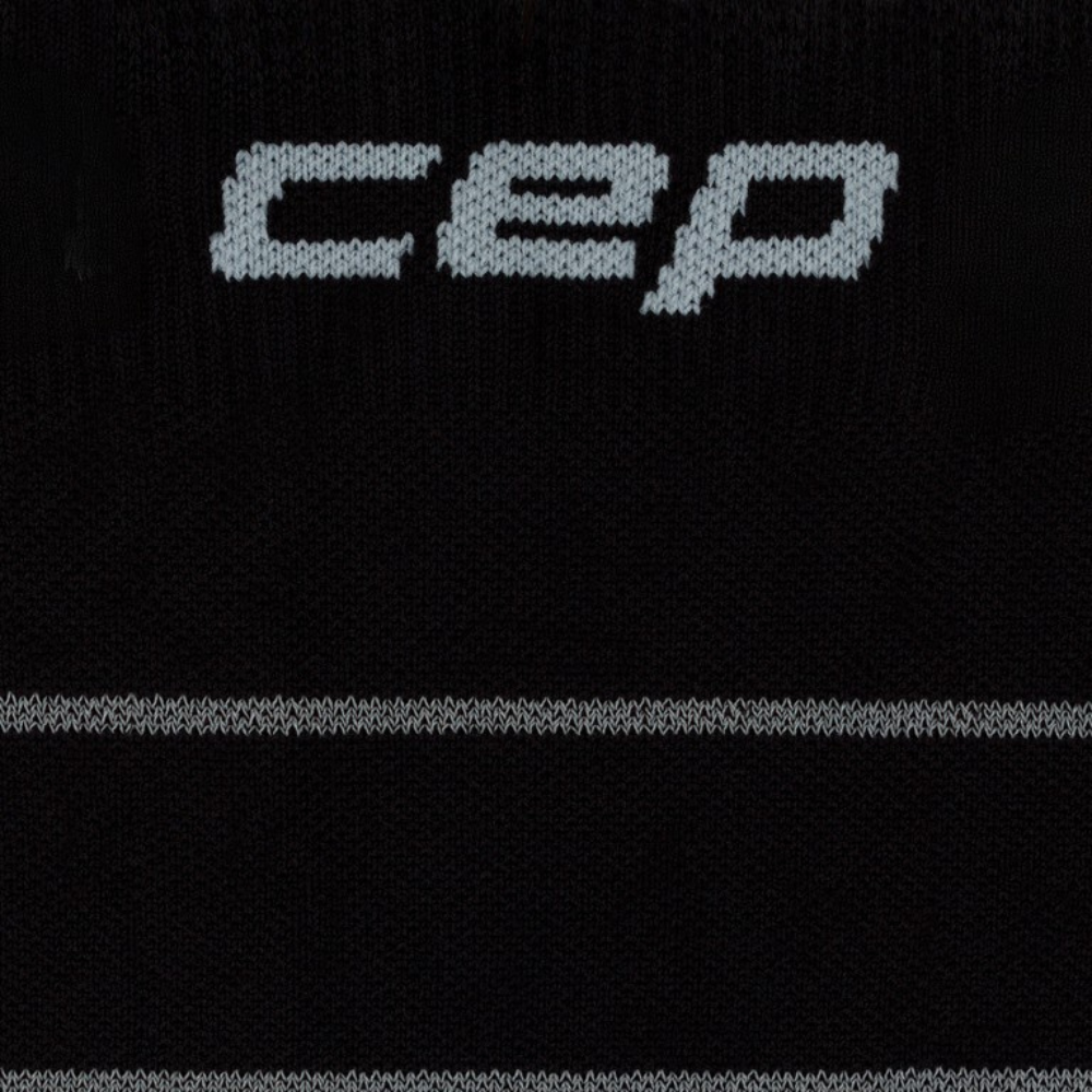 Pro Run Reflective Mid Cut Socks - Women