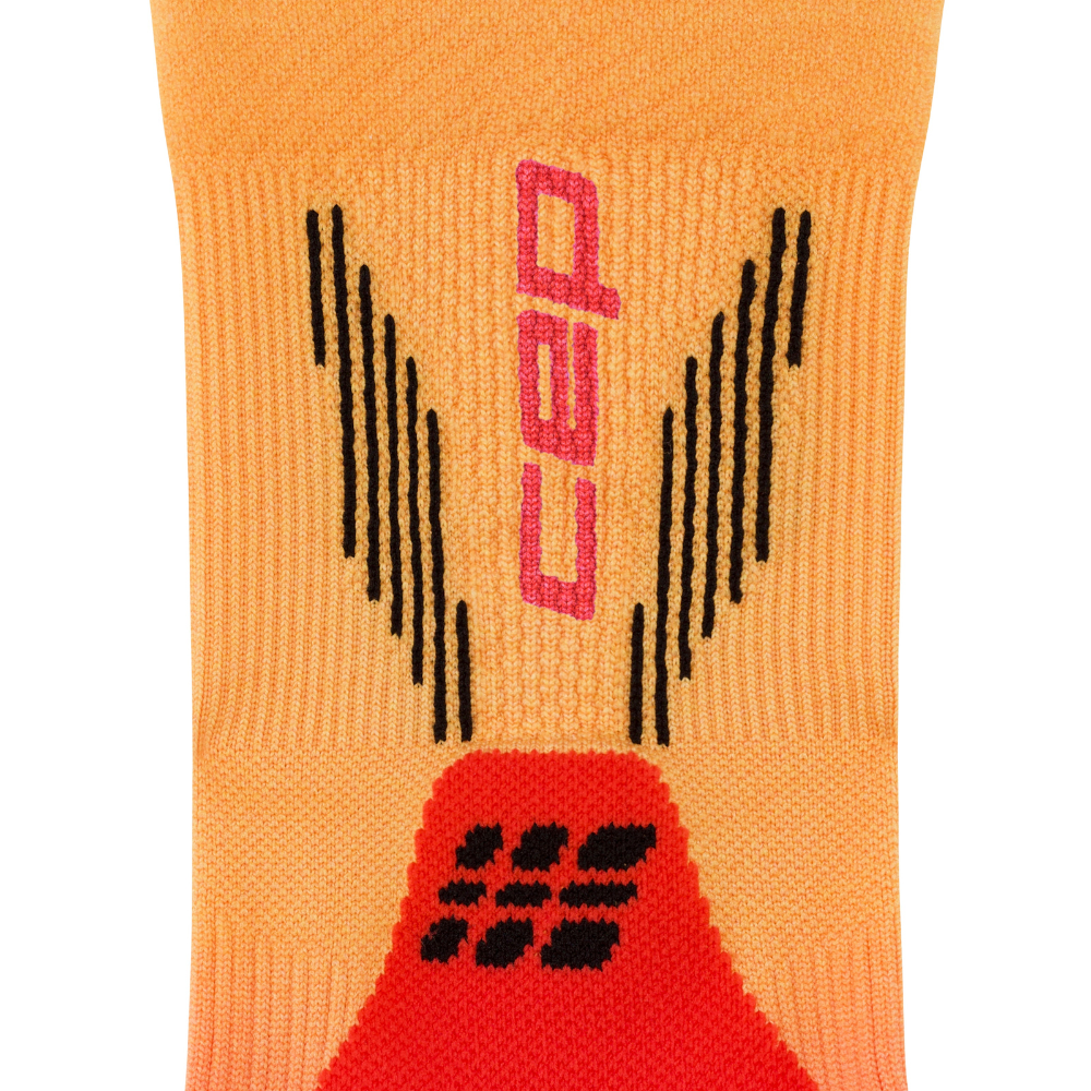 Core Run Edt. Gradient Mid Cut Compression Socks - Women